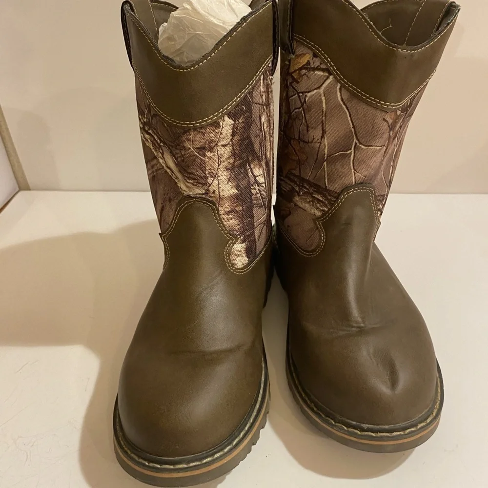 RealTree Ankle Boots 5 M (IQ)